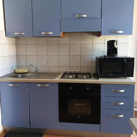 רוביני Apartments Berto - 500M To The Beach מראה חיצוני תמונה