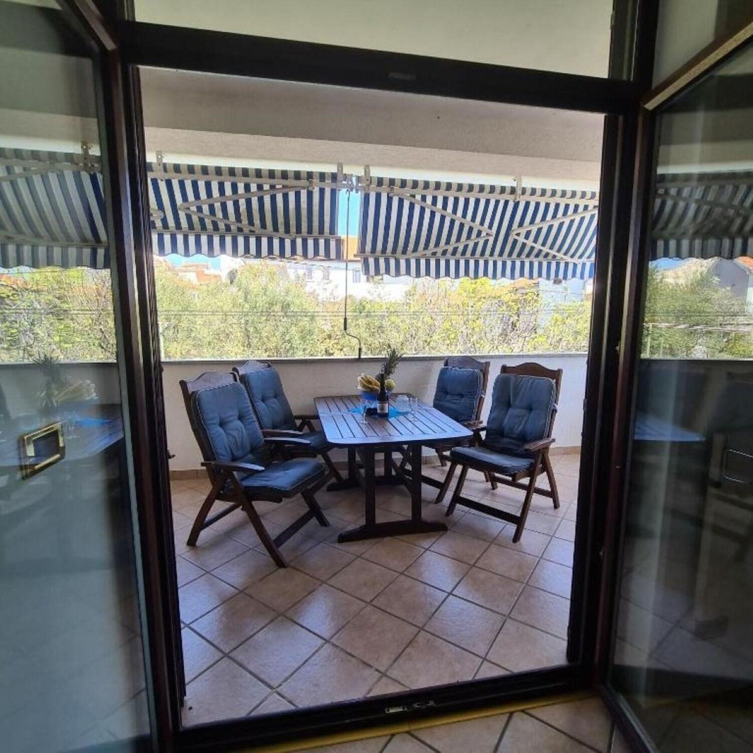 רוביני Apartments Berto - 500M To The Beach מראה חיצוני תמונה