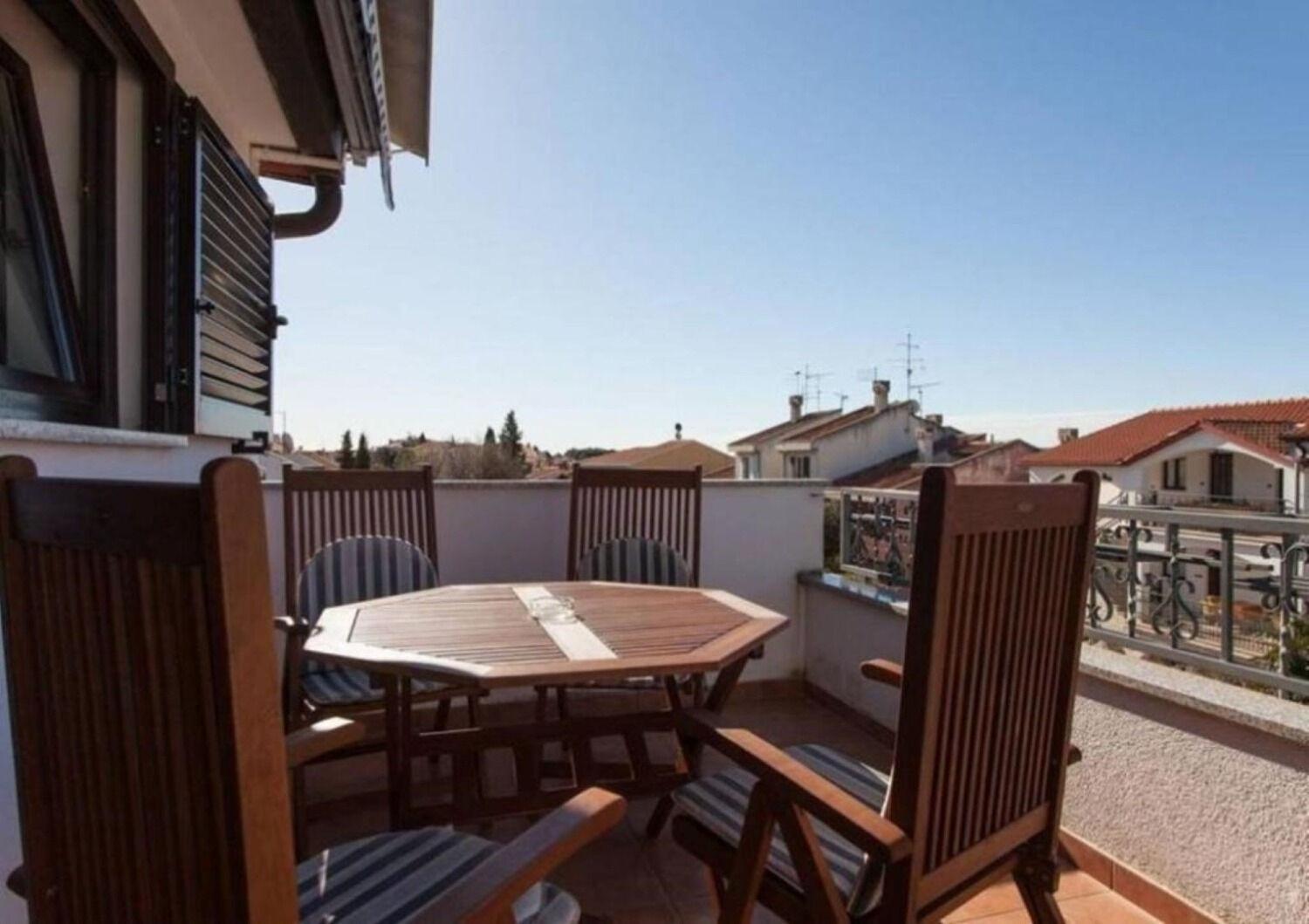 רוביני Apartments Berto - 500M To The Beach מראה חיצוני תמונה